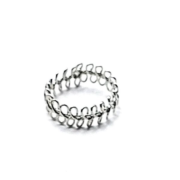 Zilverkleurige ring, gevlochten blad-vorm (Ø 15mm), kindermaat